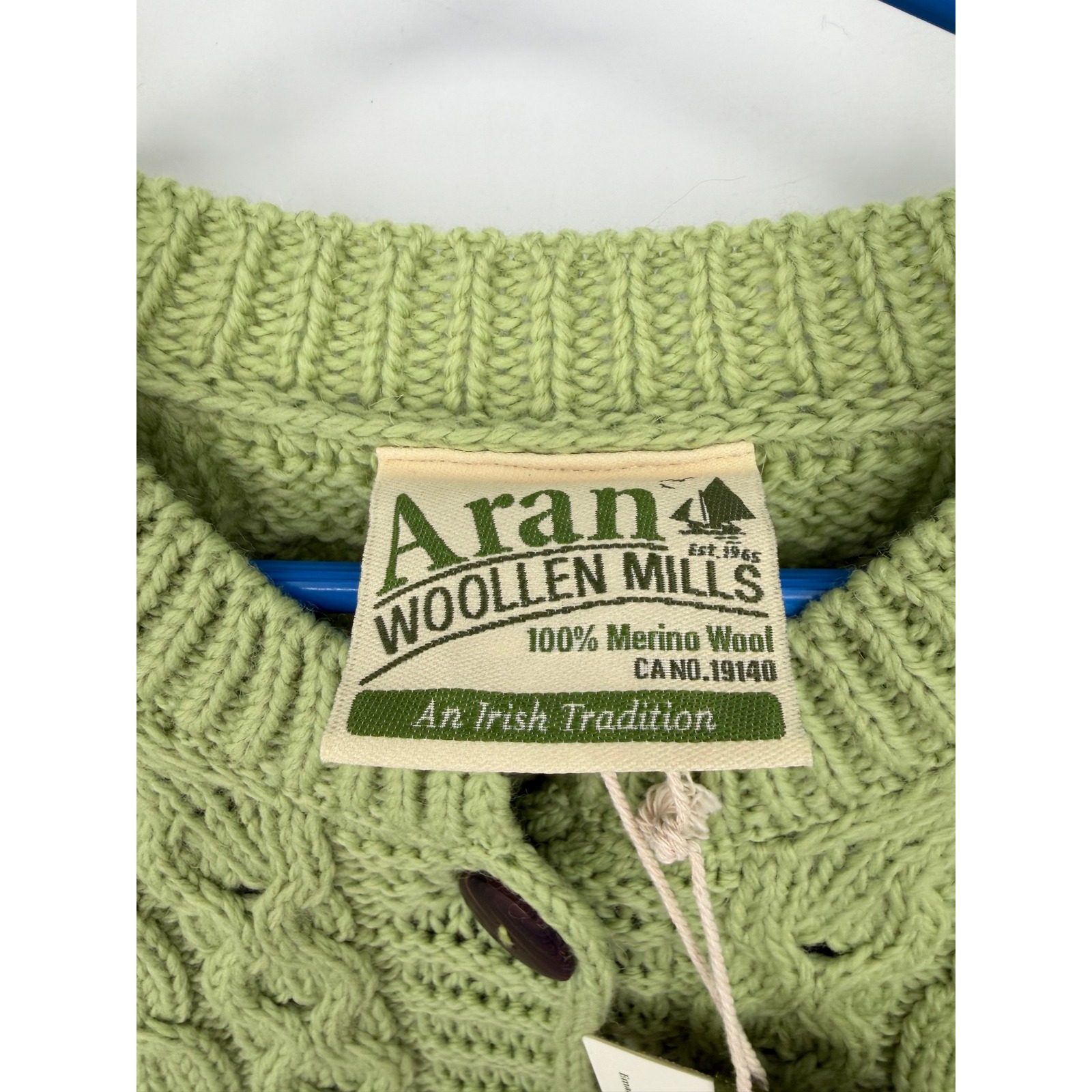 New Aran Woollen Mills Sage Green 100% Merino Wool Cable Knit Cardigan Irish S — image 3 of 8